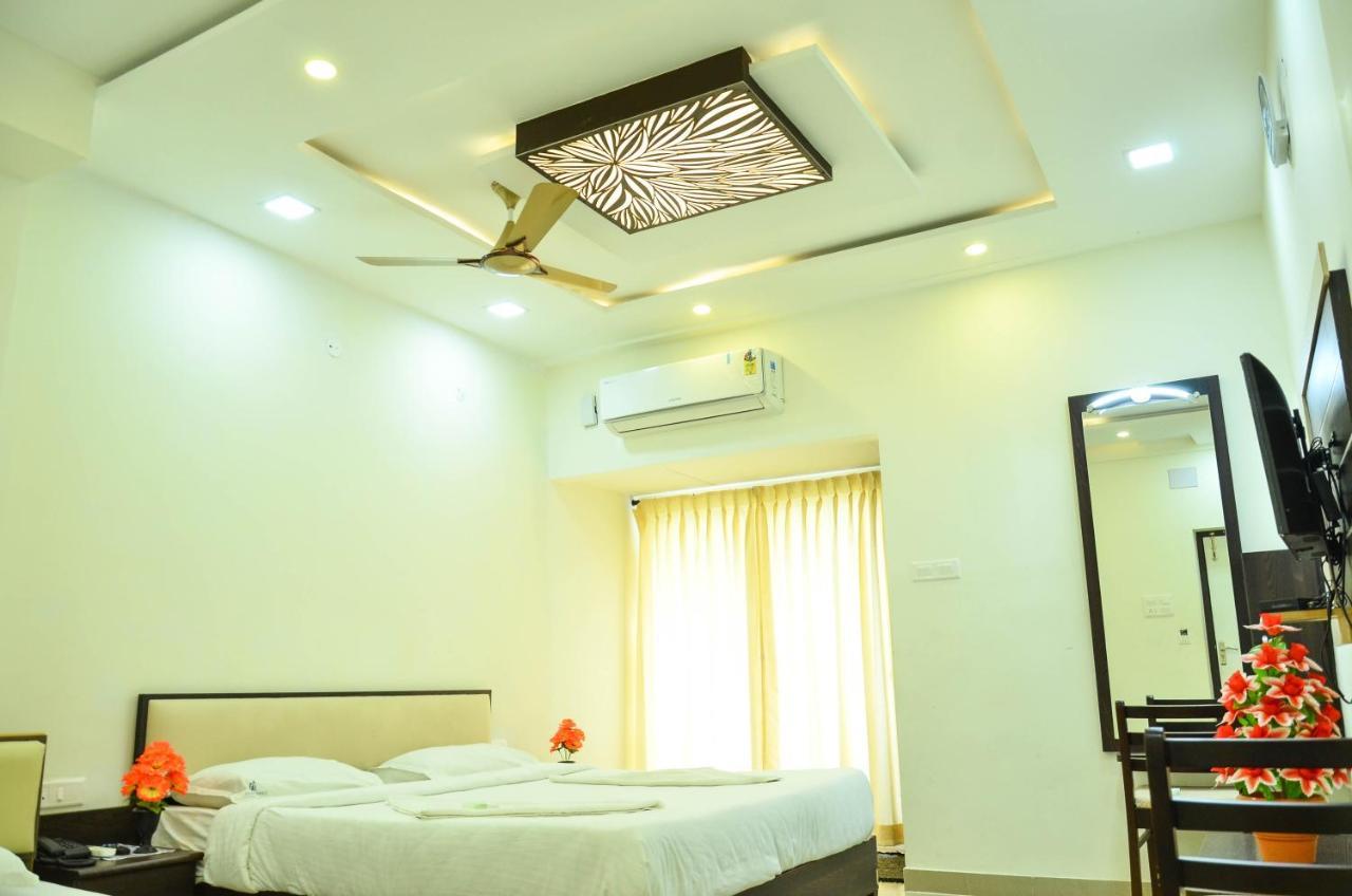 Hotel Ambai Grand Ambasamudram Luaran gambar