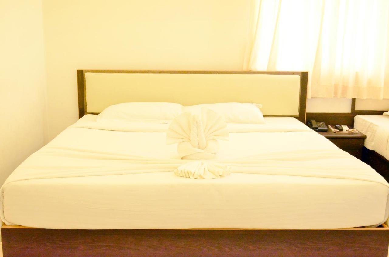 Hotel Ambai Grand Ambasamudram Luaran gambar
