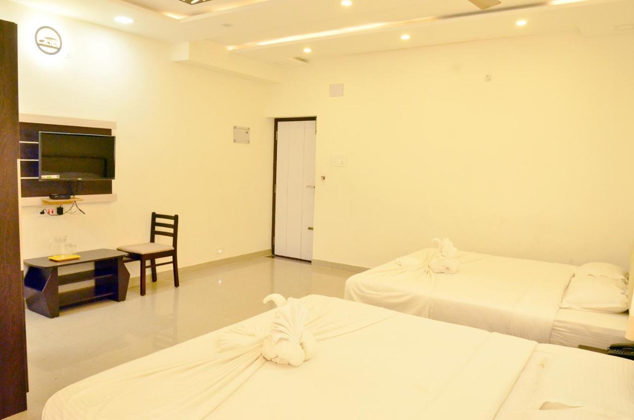 Hotel Ambai Grand Ambasamudram Luaran gambar